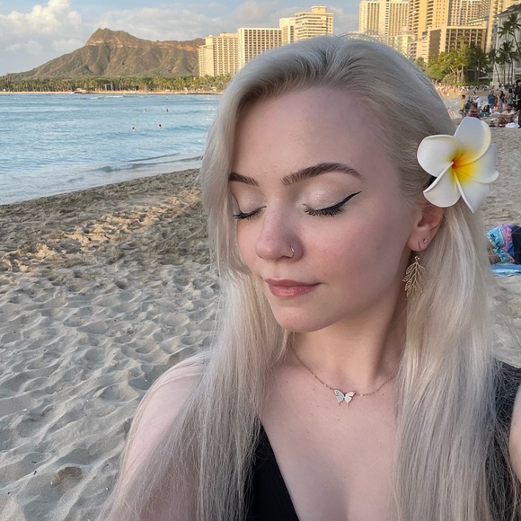 Meet your Posher, Christy - Picture 11 of 16